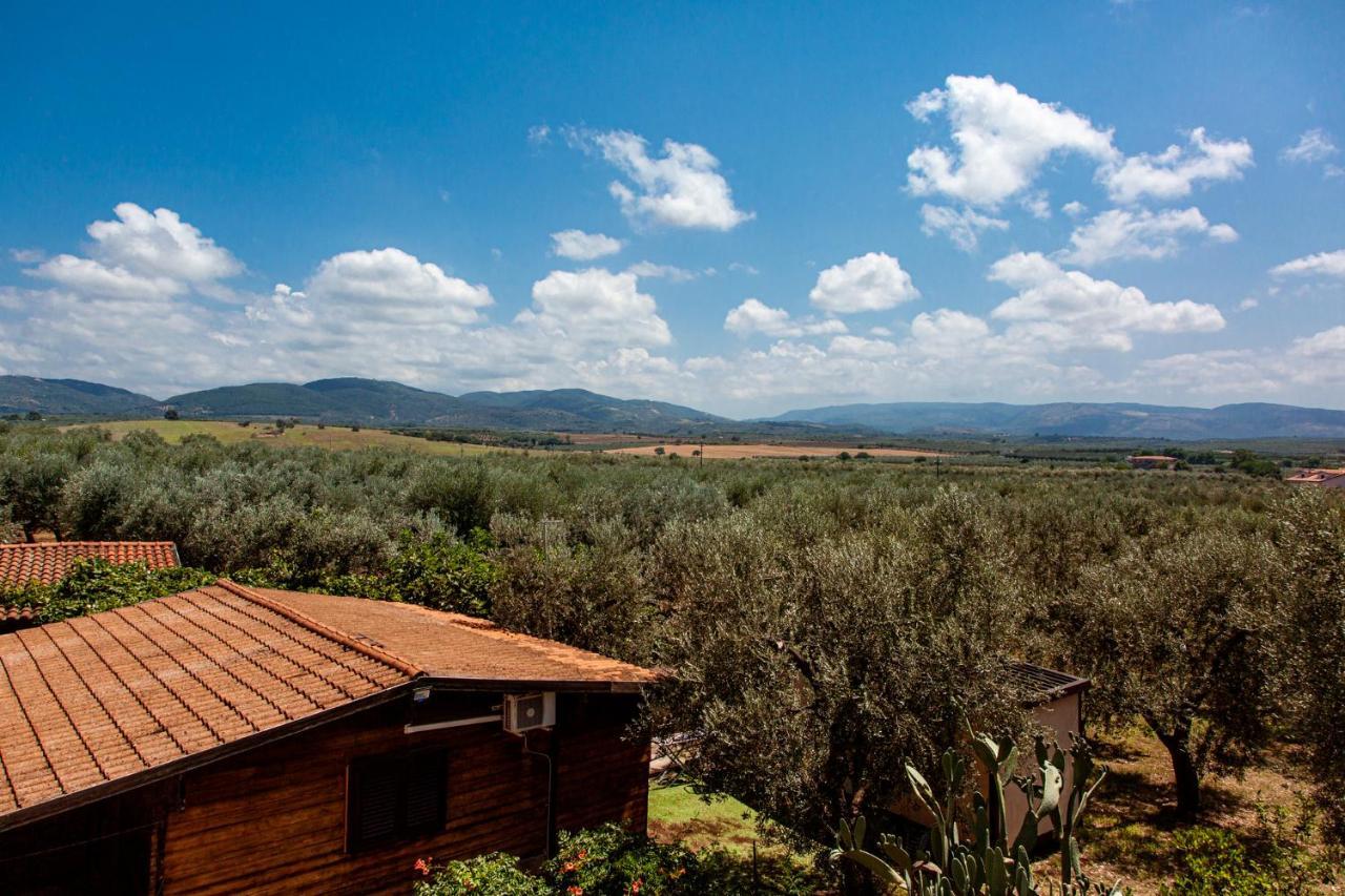 Albergo Il Giardino Foce Varano Buitenkant foto