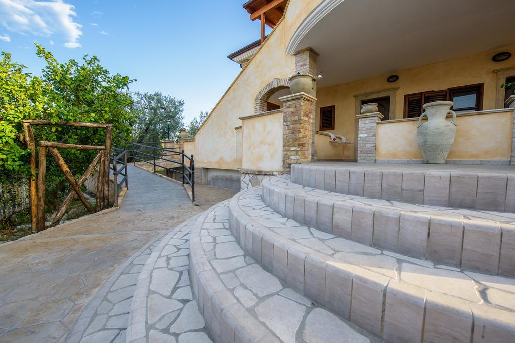 Albergo Il Giardino Foce Varano Buitenkant foto