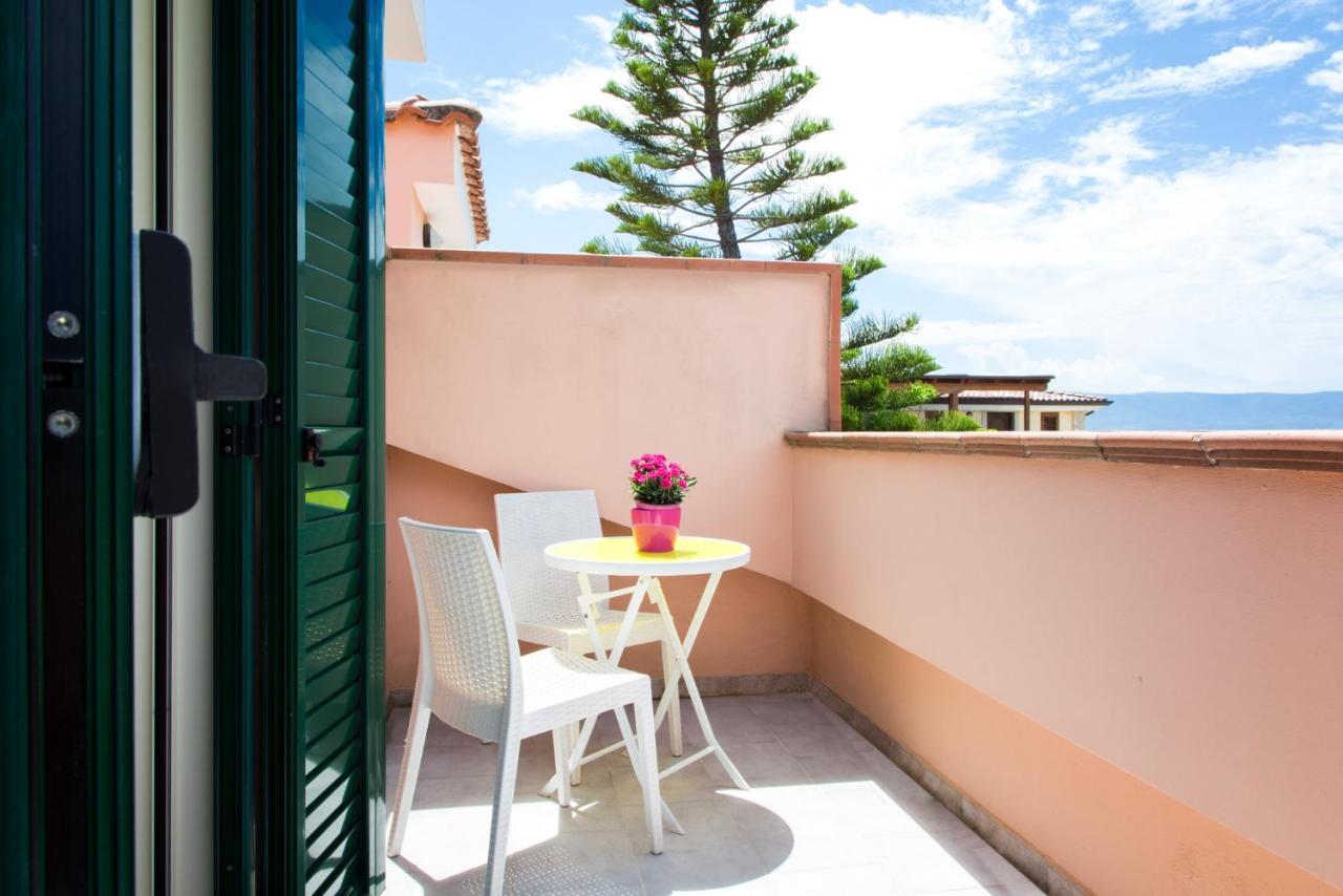 Albergo Il Giardino Foce Varano Buitenkant foto